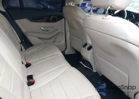 2016 Mercedes-Benz Glc 300 4Matic from USA, damaged, VIN WDC0G4KB8GF079338